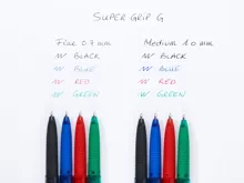 PILOT kuličkové pero Super Grip G, stiskací mechanismus, střední hrot M - smaragdově zelená (2)