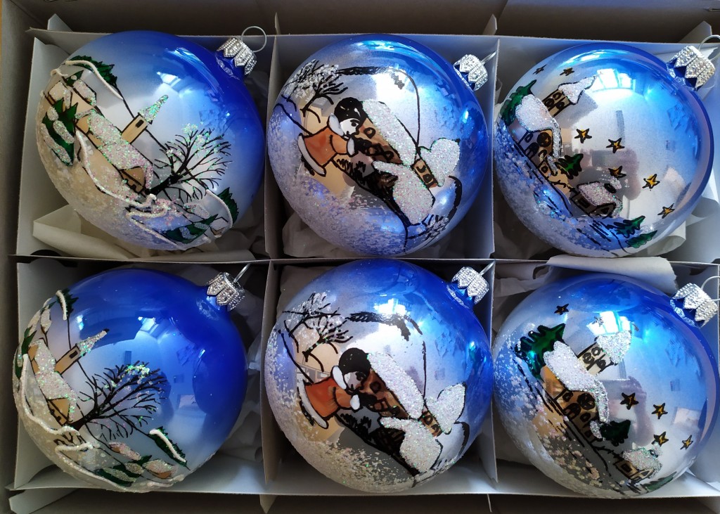 Levně Vánoční skleněné koule 8cm, hladké, porcelán, barevný dekor, 6ks