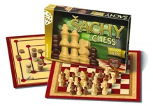 Šachy, dáma a mlýn dřevěné