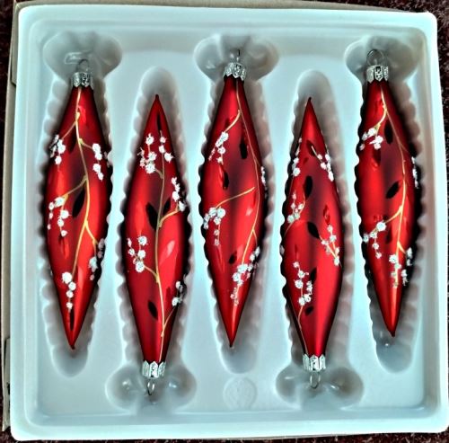 Vánoční skleněné ozdoby - Rakety stříbřené 14x3cm, červený mat, větvičkový dekor, 5ks