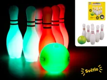 Bowling s 6 kuželkami 25,5 cm a míčkem se světlem na baterie