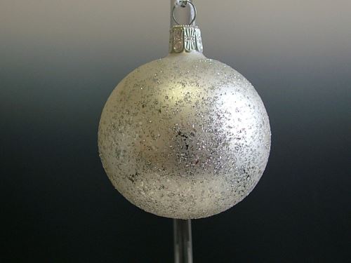 Vánoční skleněné koule 7cm, hladké, bílé, mat, hubkovaný dekor, 6ks