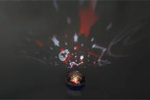 Projektor noční oblohy modrý plast 14x11cm na baterie/USB se světlem v krabici 13x14x13cm (12)