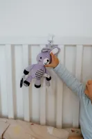 Plyšové chrastítko zajíček 30 cm se závěsem na postýlku (4)