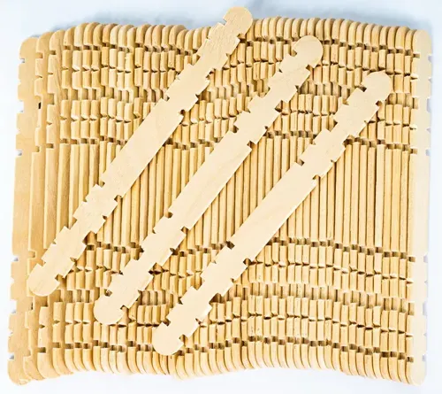 Dřívka dekorační s výřezy Natural 11,5cm - přírodní, 50ks