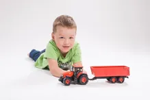 Traktor Zetor s valníkem 36 cm na setrvačník se světlem a zvukem (7)