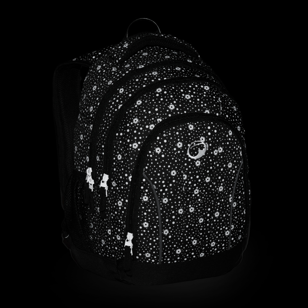 Batoh Bagmaster Supernova 24 A ve tmě – reflexní prvky jsou viditelné