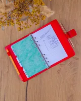 Týdenní diář 2027 Notique Refill kroužkový 12,5 x 19 cm sytě červený (8)